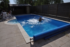 Runde Pooltreppe mittig im Pool selber bauen