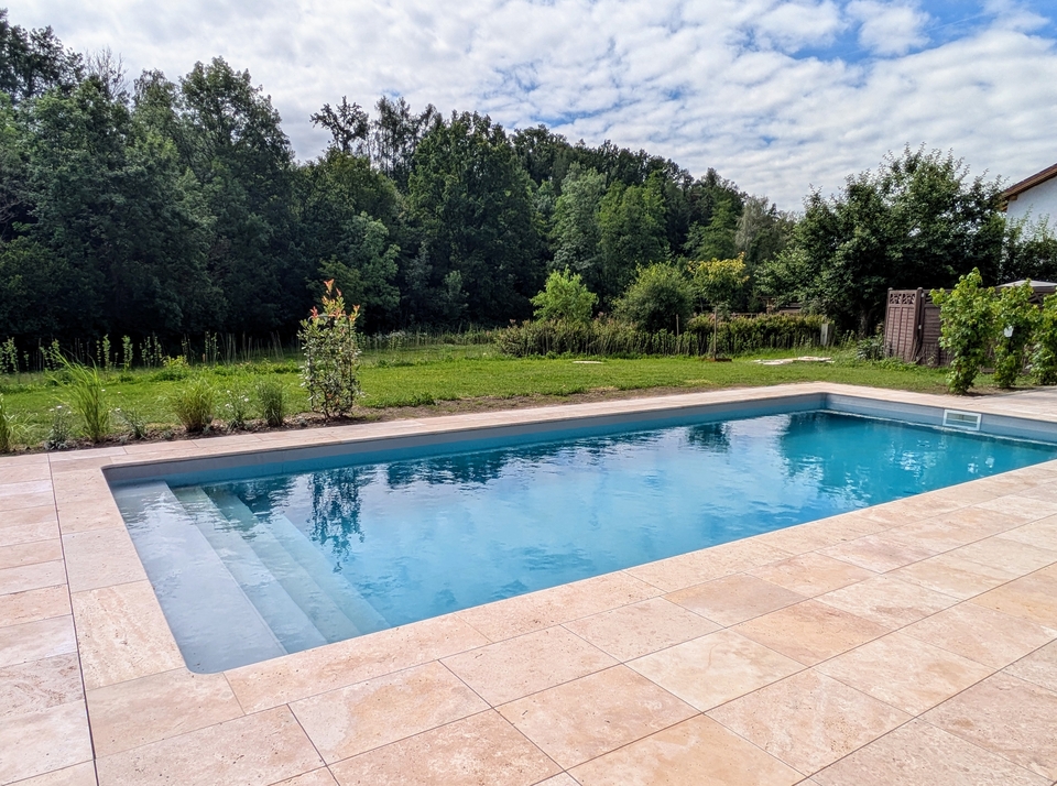 Selbstbau Pool mit grauer Poolfolie