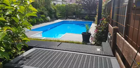 Pool selber bauen mit Pooltreppe